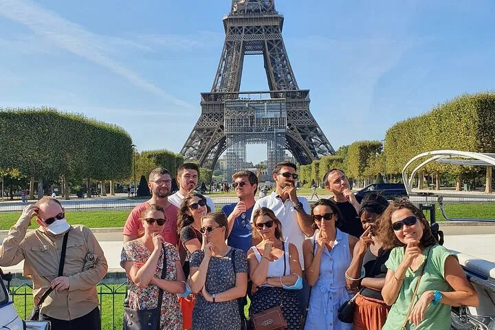 Paris Highlights: Iconic Monuments & Hidden Gems Tuk-Tuk Tour