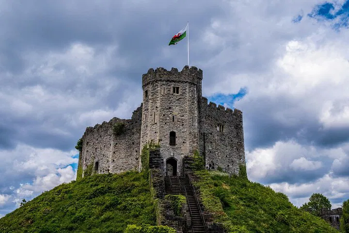 Unveiling Cardiff: A Whirlwind 10-Hour Exploration!