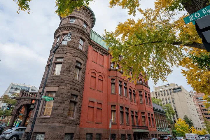 Dupont's Dark Side: Gilded Age Mansions Evening Tour