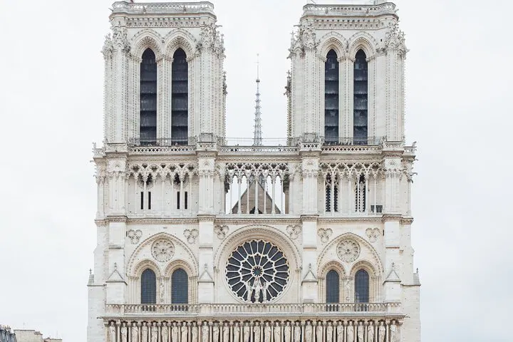 Notre Dame Kids Tour: Fun Family History in Paris