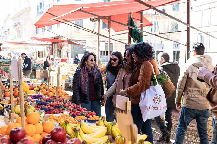 Turin Culinary Secrets: Market Tour & Home Cooking Class