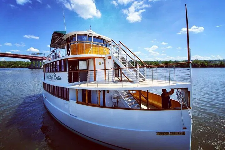 Albany's Hudson River Sightseeing Cruise