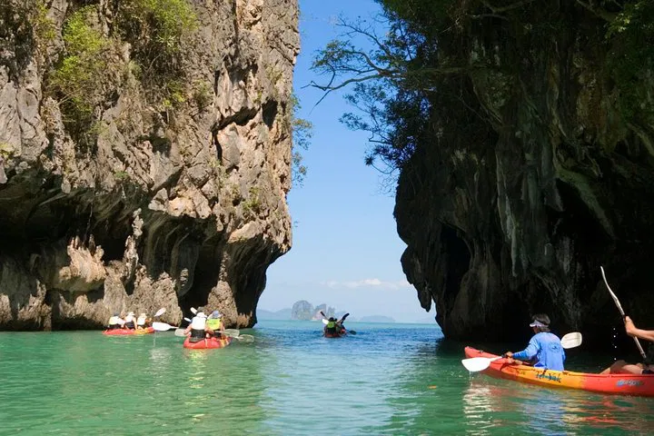 Krabi's Hong Island: Kayak Adventure to Hidden Lagoons