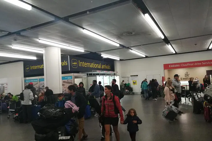 Gatwick Airport to Portsmouth Cruise Terminal Private Transfer