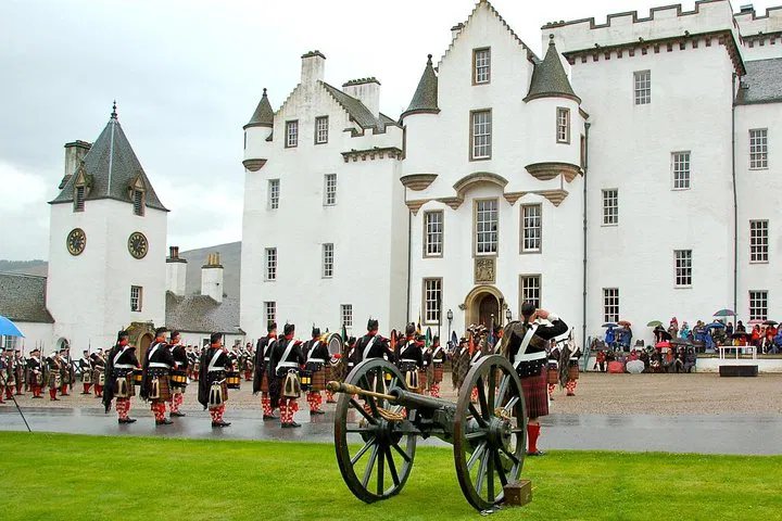 Unforgettable Scottish Highlands: A Whirlwind Day Tour from Edinburgh