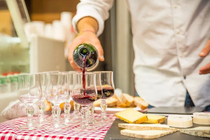 Savor Montmartre: A French Bistro Food & Wine Tasting Adventure