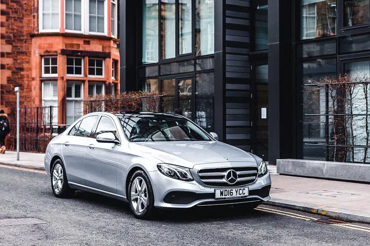 Luxury Glasgow-Aberdeen Transfer: Stress-Free Executive Travel