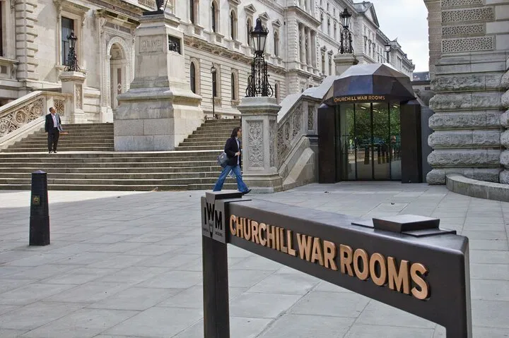 Churchill's War Rooms: Private Tour & Westminster Walk