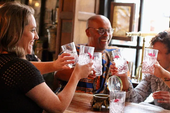 London's Gin History: A Spirited Small-Group Tasting Tour