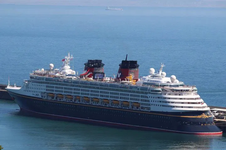 Stress-Free London-Dover Cruise Transfers: Private & Punctual!