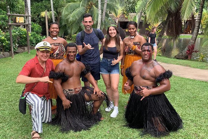 Immersive Polynesian Culture: Luau de los Reyes Excursion Awaits!