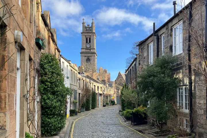 Edinburgh Walking Tour: Dean Village & Botanic Garden