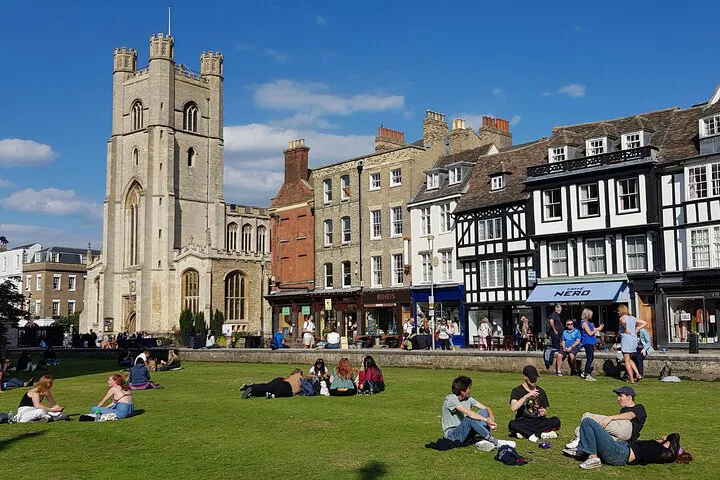 Uncover Cambridge's Hidden Stories: A Personalized Walking Adventure