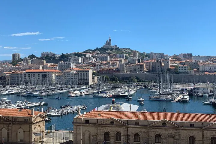 Uncover Le Panier: Marseille's Vibrant Historical Heartbeat