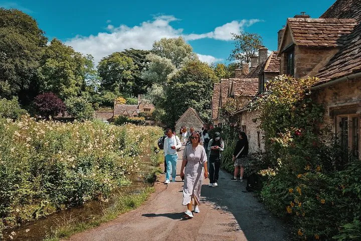 Cotswolds Day Trip from London: Lunch Option Available