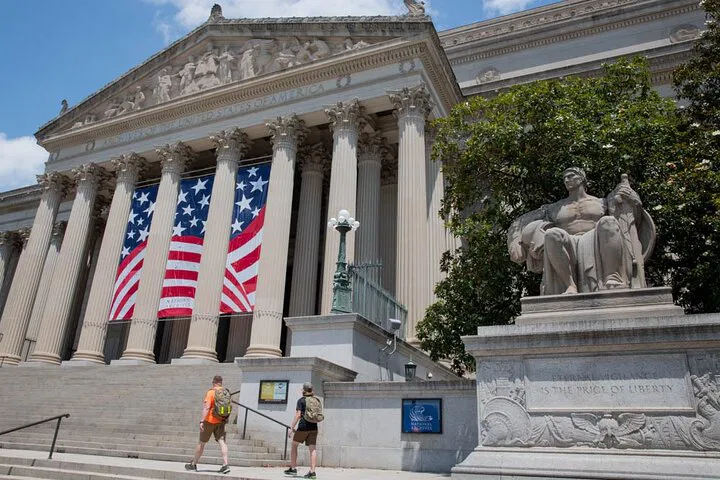 Unlock American History: VIP National Archives Tour
