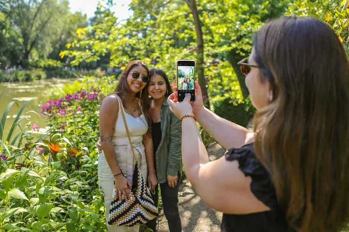 Monet's Giverny: Half-Day Trip from Paris