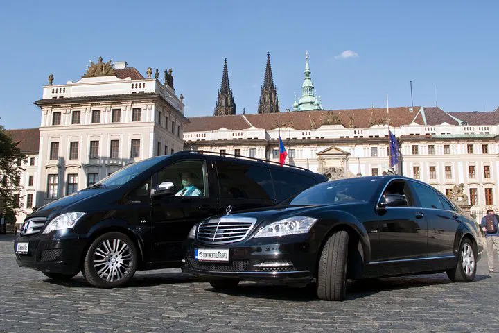 Seamless Prague Arrival: Private Berlin Transfer