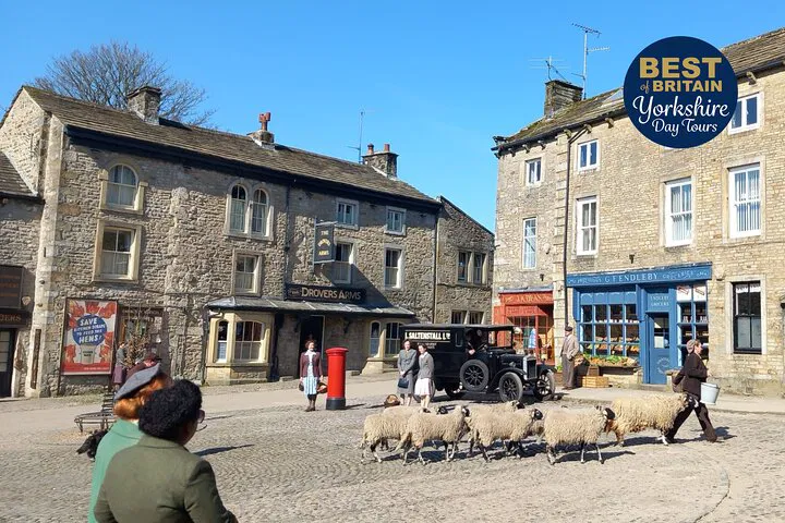 Yorkshire Dales & Herriot Country Day Trip from York
