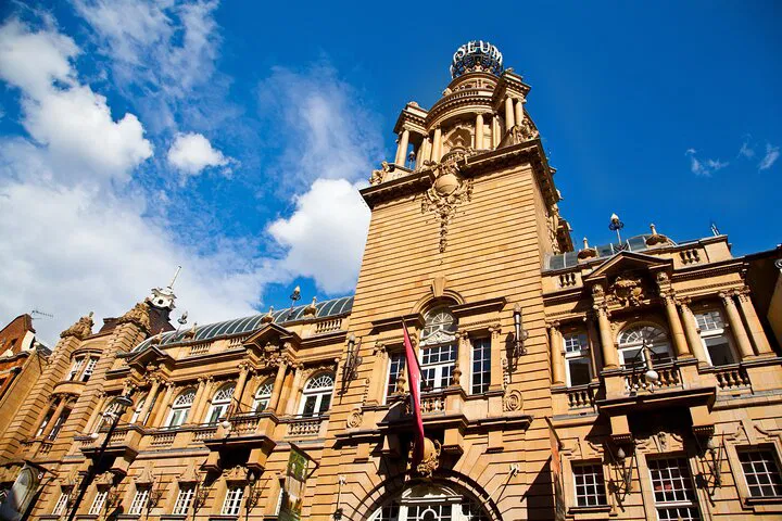 Discover London's Secrets: 7 Self-Guided Audio Adventures Await!