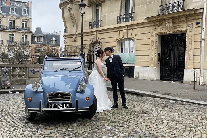 Paris Vintage Citroen 2CV Tour: Hidden Gems & Landmarks