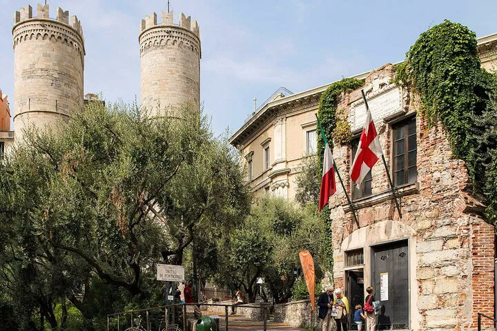 Genoa's Columbus Trail: Trek & Ligurian Food Tour