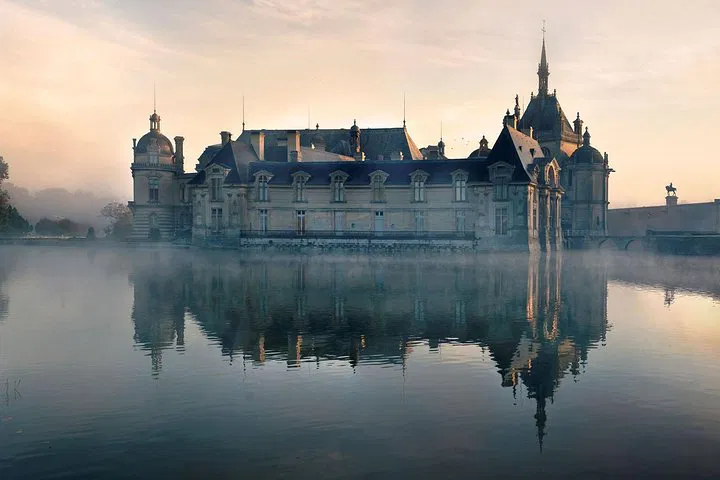 Discover Chantilly: Stables, History, and Renaissance Dining from Paris