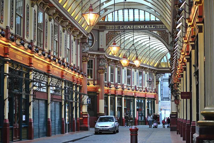 Lights, Camera, London! Explore Iconic Movie Locations on Foot