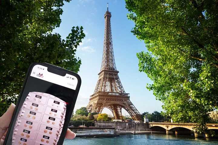 Paris Outdoor Escape Game: Team Heist Adventure