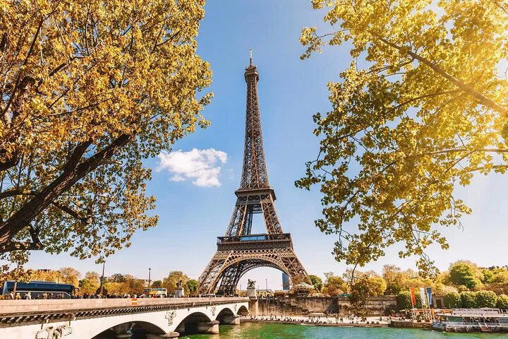 Stress-Free London to Paris Private Transfer