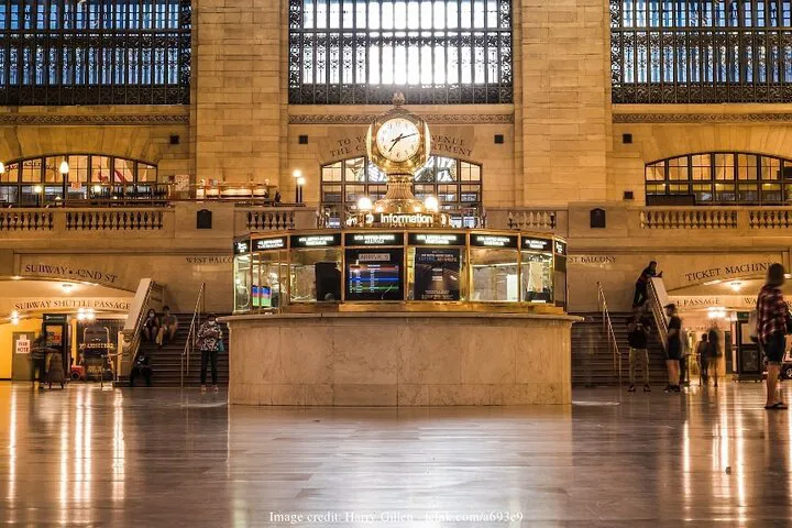 Unlock Grand Central's Secrets & Summit One Vanderbilt: A Private NYC Adventure