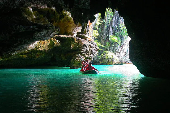 Phuket: James Bond Island Speedboat Tour with Lunch