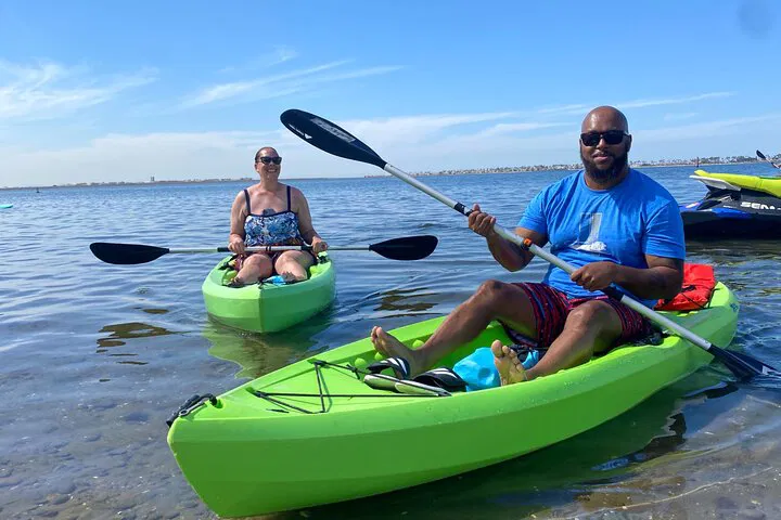 Paddle into Paradise: Explore San Diego Bay's Hidden Gems by Kayak!