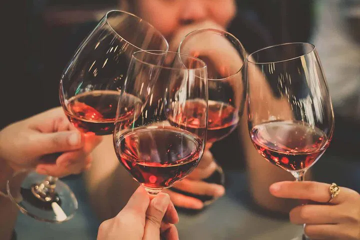 Unveiling Paris: A Whirlwind 4-Hour Tour with Seine Cruise & Wine