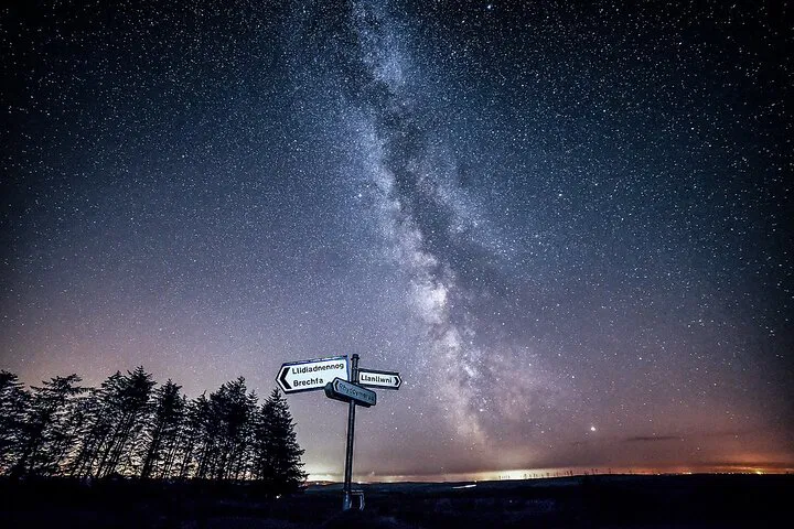 Explore Wales: Self-Guided Stargazing Road Trip Adventure