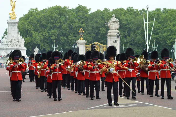 Witness Royal Grandeur: Changing of the Guard Walking Tour