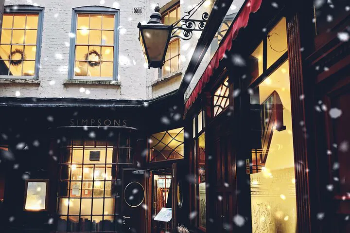 Dickens' Christmas Carol Walking Tour of Old London