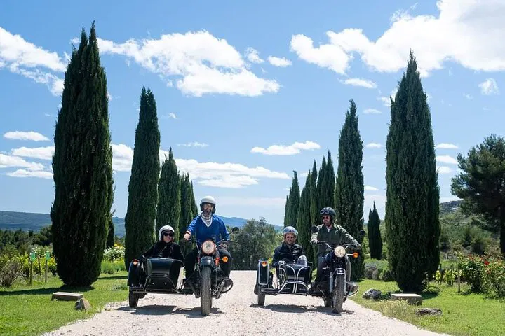 Aix-en-Provence Sidecar Tour: Wine & Scenery!