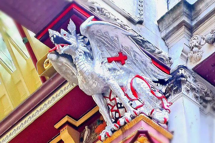 Unveiling London's Historical Tapestry: A Backstreet Walking Tour
