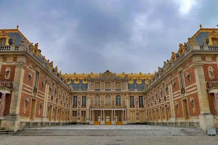 Versailles Half-Day Tour: Explore Royal Grandeur from Paris