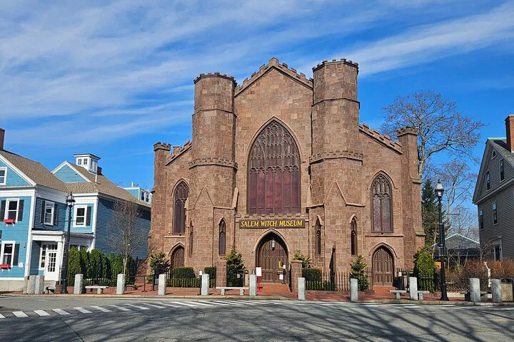 Salem Day Trip: Uncover Witchcraft History & Trolley Tales!