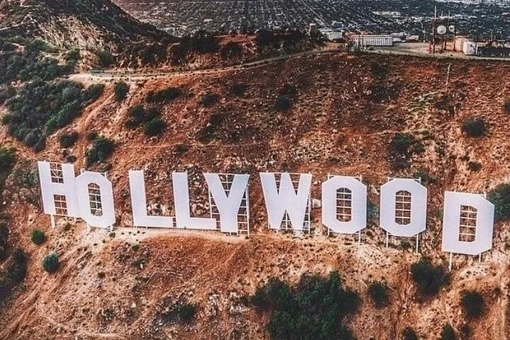 Soar Above LA: A Private Air Tour of Iconic Wonders