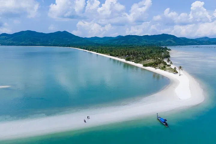 Unforgettable Private Boat Tour: Explore James Bond & Hong Krabi Islands