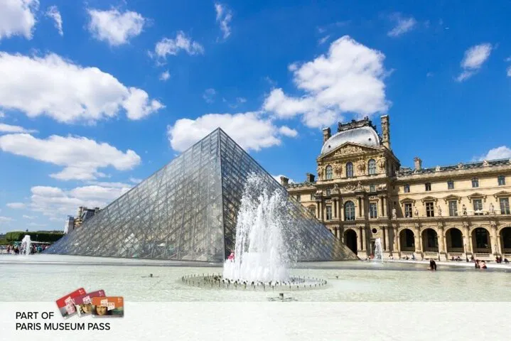 Paris Pass: Bus Tour & 50+ Museum Entry