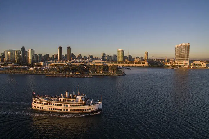 San Diego Buffet Dinner Cruise: Dine, Dance & Dazzle on the Bay!