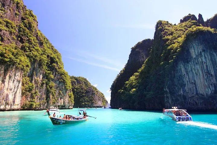 Discover Phi Phi Islands: Speedboat Adventure to Maya Bay