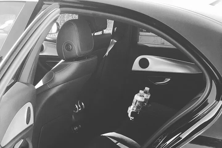 Seamless Paris Arrival: Private Airport Transfer to City Center