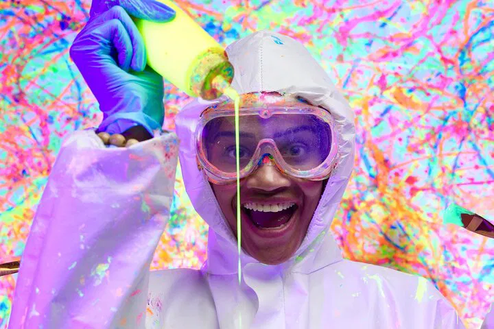 Unleash Your Inner Artist: Glow-in-the-Dark Splatter Paint Adventure!