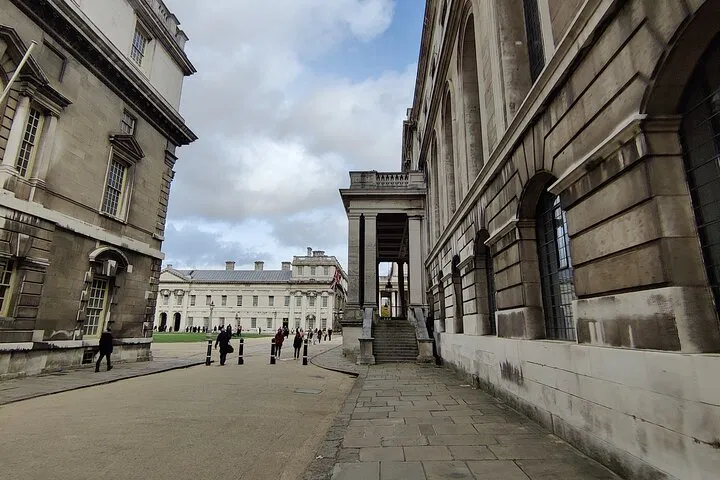 Uncover Greenwich's Hidden Gems: An Interactive Treasure Hunt Adventure