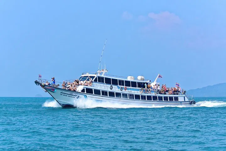 Island Hop: Effortless Ao Nang to Phi Phi Ferry with Hotel Pickup